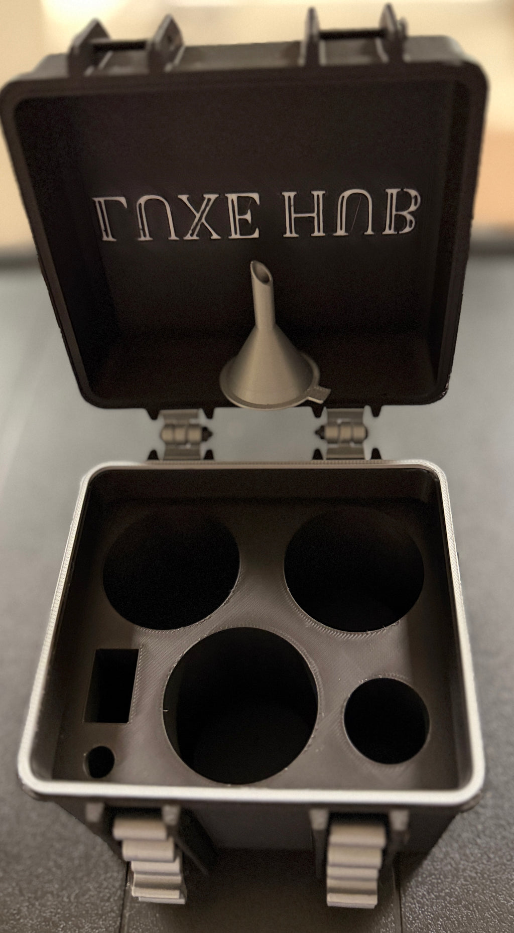 Whiskey Sharing Kit - Three - 2oz Bottles